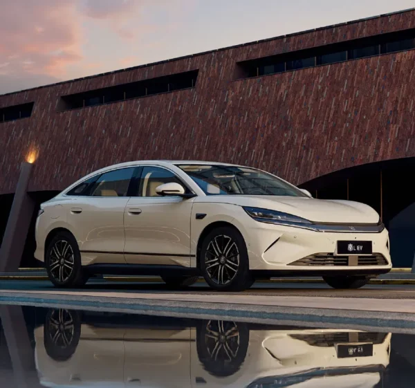 BYD 2025 The Second Generation Qin PLUS DMI Smart Driving Version - Image 2