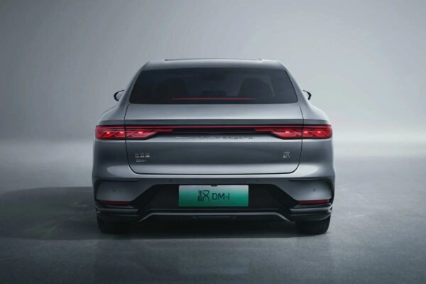 BYD 2025 Han DMI Intelligent Driving Edition - Image 4