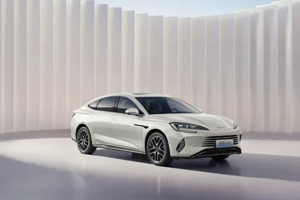 BYD 2025 Seal 07DM-i Intelligent Driving Edition - Image 3