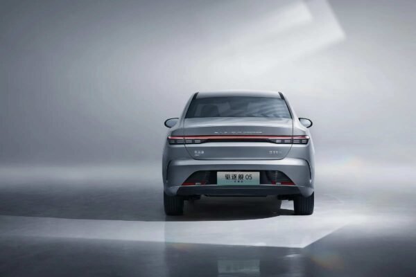 BYD2025 Destroyer 05 Free Travel Edition - Image 8