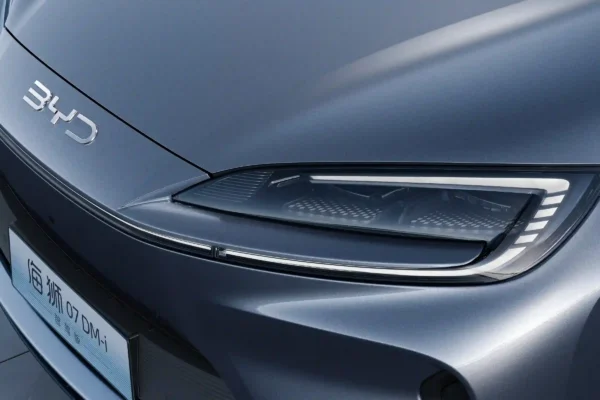 BYD Sealion 07 DM-i 2025 New Energy - Image 8