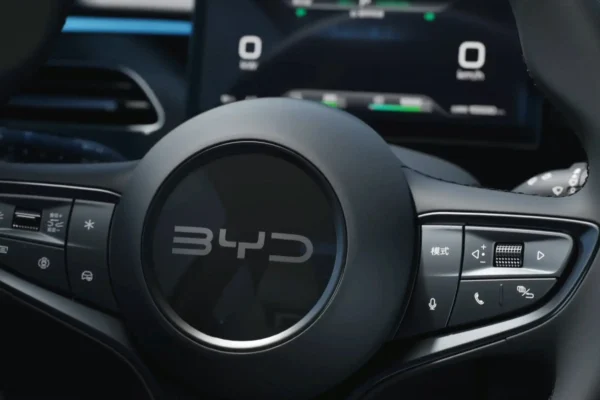BYD 2025 Seal 06DMI Intelligent Driving Edition - Image 4