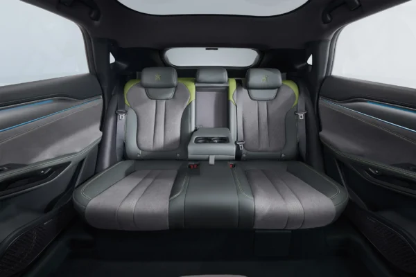 BYD 2025 Song LDMi Smart Driving Edition - Image 8