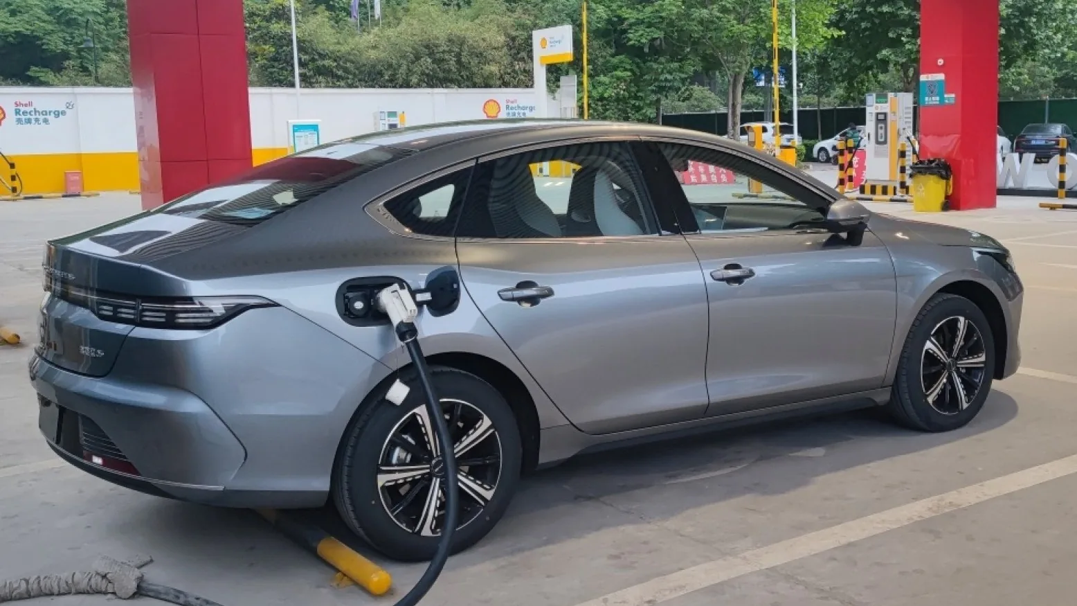 BYD Destroyer 05 plugged in for charging