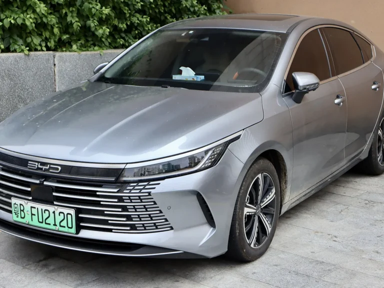BYD Destroyer 05 plug-in hybrid sedan