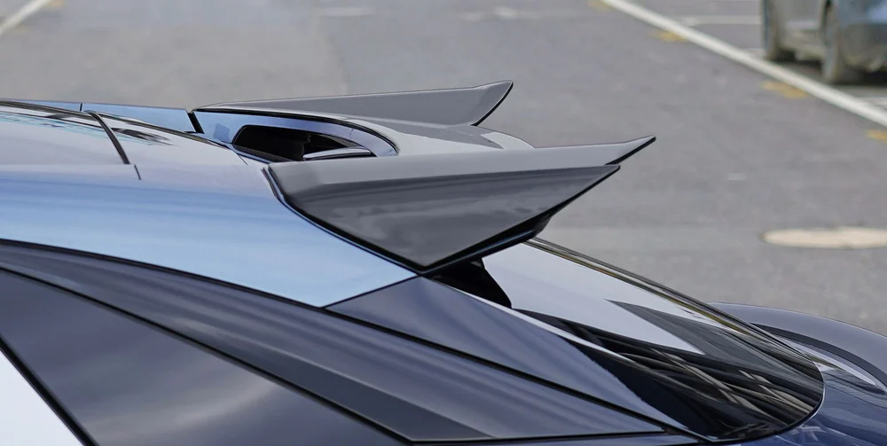 Marvix roof spoiler wing for BYD Sealion 7 fitted at the top of the tailgate of a BYD Sealion 7