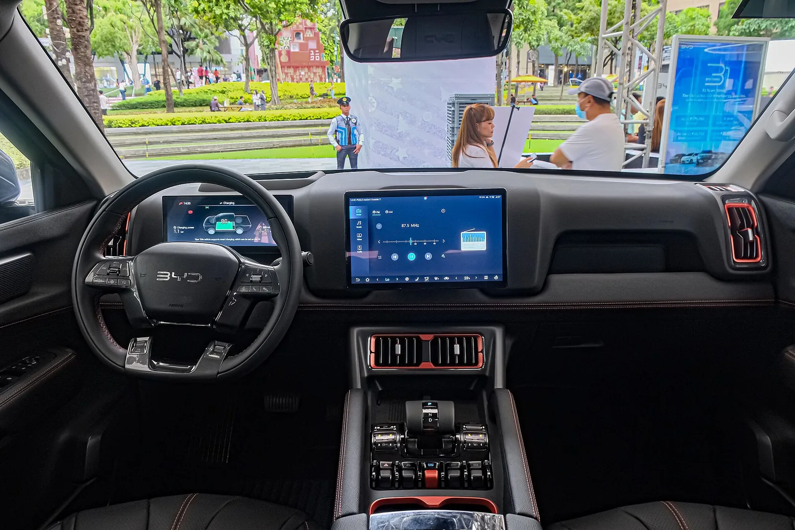 Interior of the BYD Shark 6