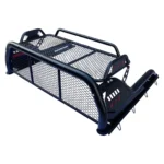 Beyaz bir arka plan üzerinde kargo sepetli BYD Shark 6 spor bar roll cage